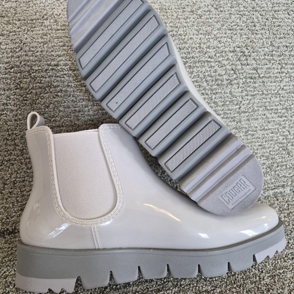 Gray Women's Chelsea Boots